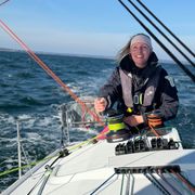 julie-d-Moniteur de Voile