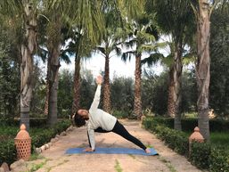 laila-e-Professeur de Yoga
