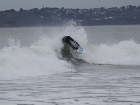 maxime-g-Moniteur de Surf-1