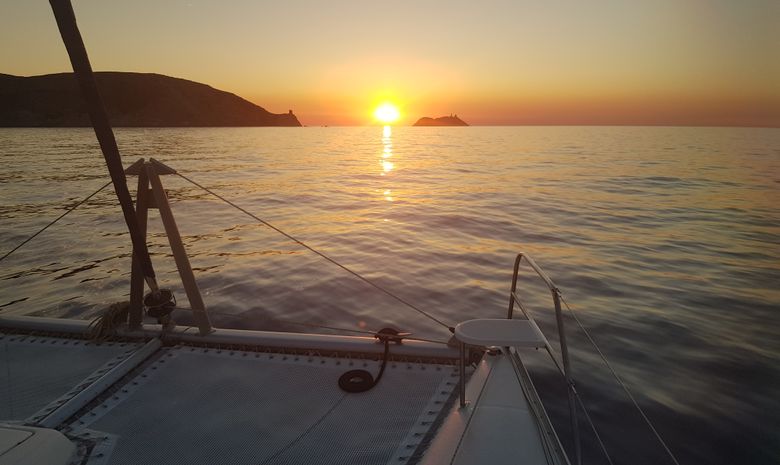 Croisière privée catamaran - Corse Nord et Capraia