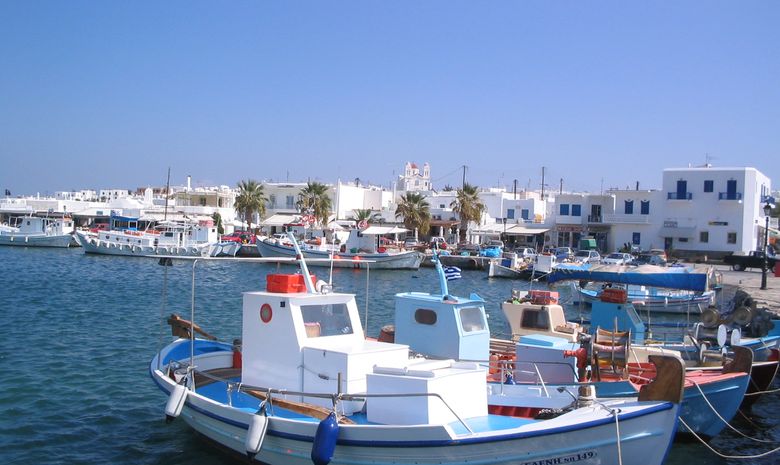 Croisière entre terre & mer à travers les Cyclades