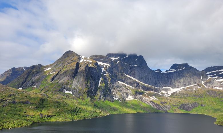 Croisière voile & randonnées dans les îles Lofoten