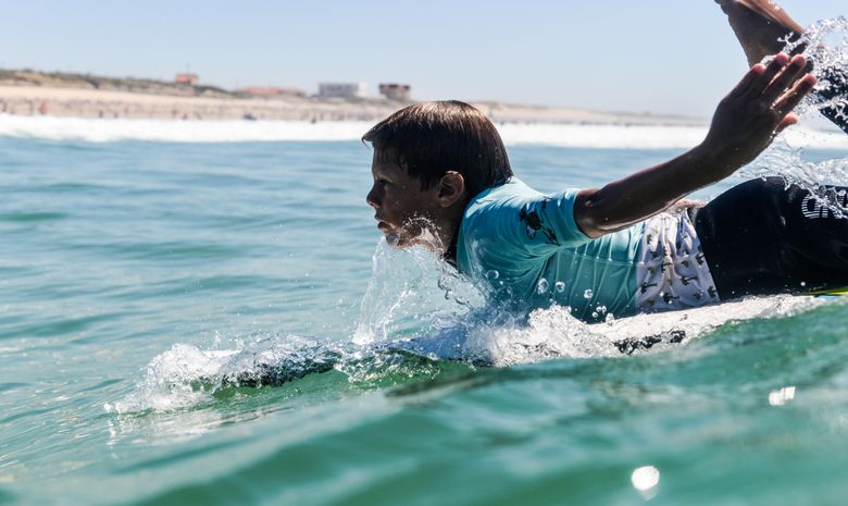 Cours de surf enfants (de 5 à 8ans)-3