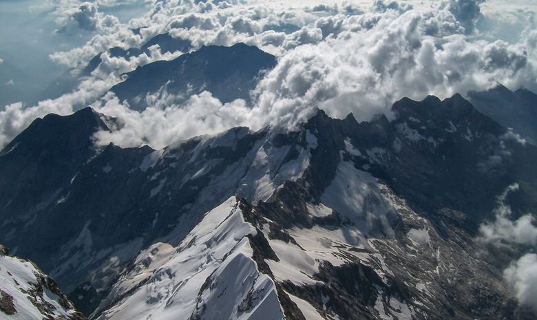Le Mont Rose : sommets de + 4000 m & nuit à 4500 m