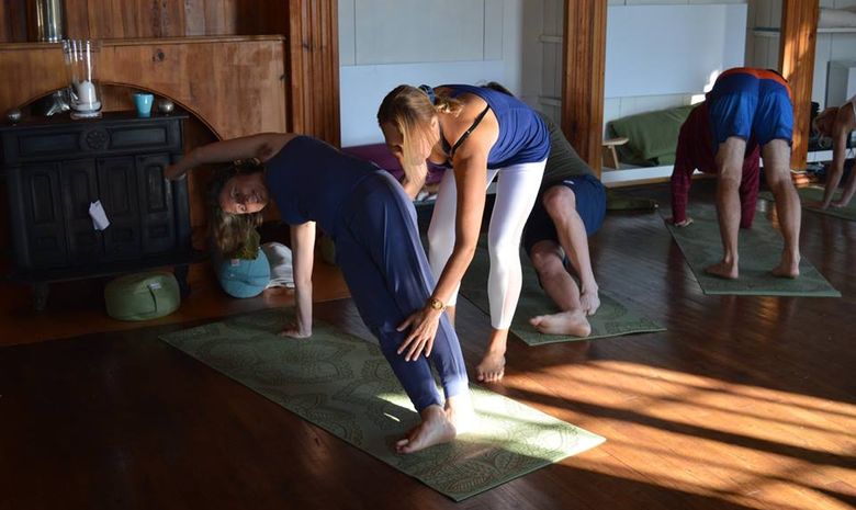 8 Day Yoga and Connecting and Coaching with Horses