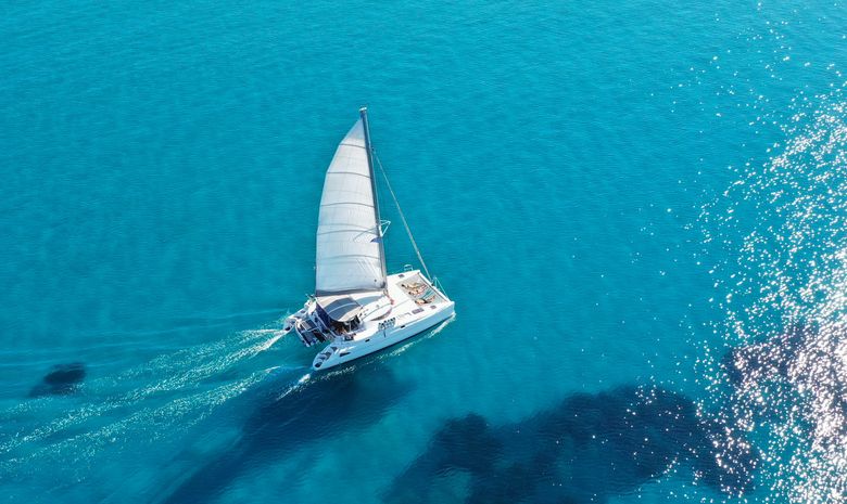 Croisière privée dans les Cyclades - catamaran 38'