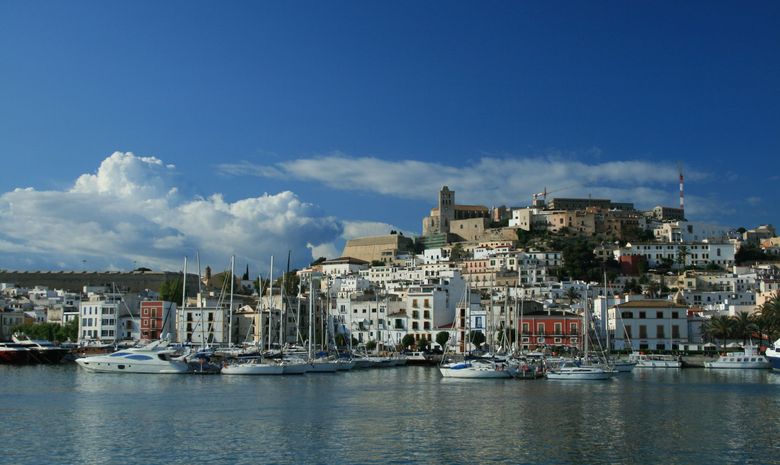Croisière privée à Ibiza - catamaran 45'